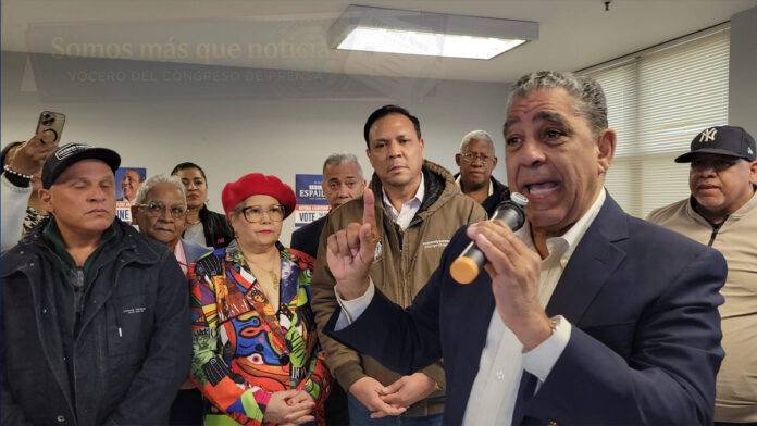 Adriano Espaillat